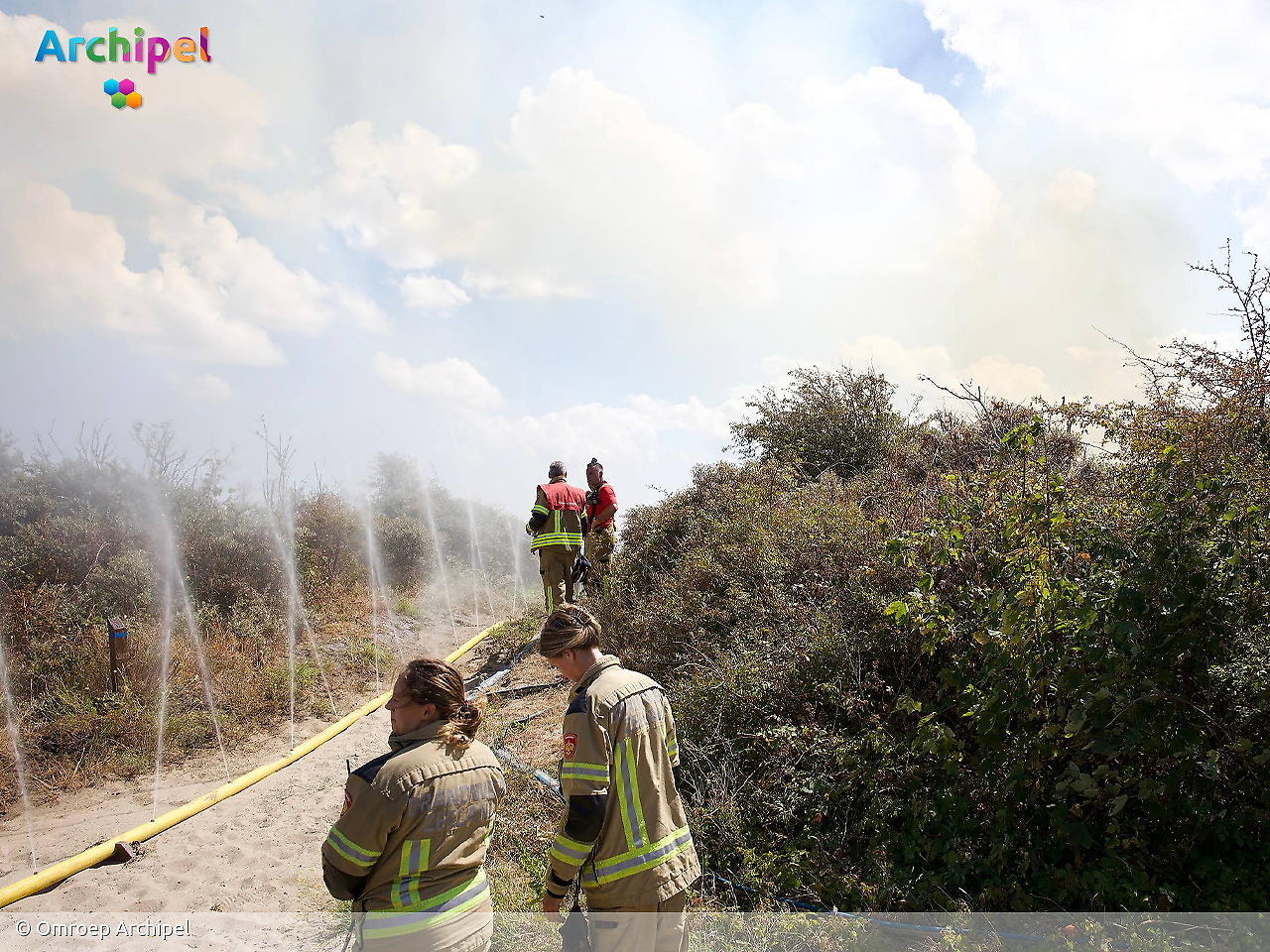 Foto behorende bij Opnieuw natuurbrand in duingebied Ouddorp, inzet opgeschaald naar GRIP 2