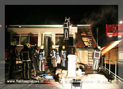 Foto behorende bij Grote brand in Dirksland tijdens Oud en Nieuw