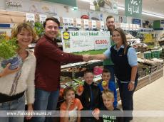 Foto behorende bij OBS De Molenvliet ontvangt 1.000 euro van Lidl Foto behorende bij OBS De Molenvliet ontvangt 1.000 euro van Lidl