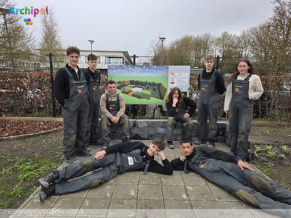 Leerlingen Beroepscampus realiseren eigen schooltuin